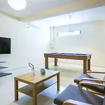 Βίλα Unique Ratzakli *